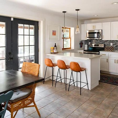 Willa Hot Tub Charming & Chic Mountain Gem On Sleepy Creek Berkeley Springs Zewnętrze zdjęcie